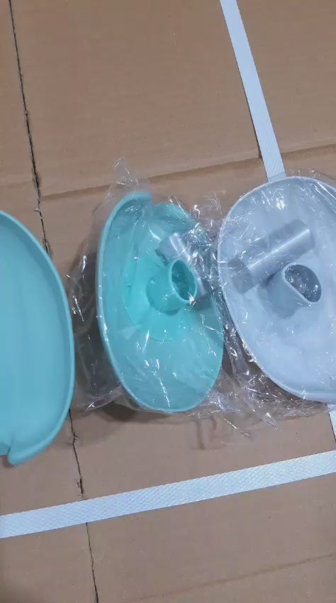 Leaf-Shape Self-Draining Soap Holder – Decorative 45° Slanted Hydraulic Soap Dish with Suction Base (Random Color)